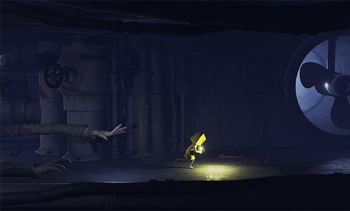 Actual product image Bandai Namco Little Nightmares Complete Edition (PS4) Standard+DLC Multilingual PlaySt (PS4, EN)