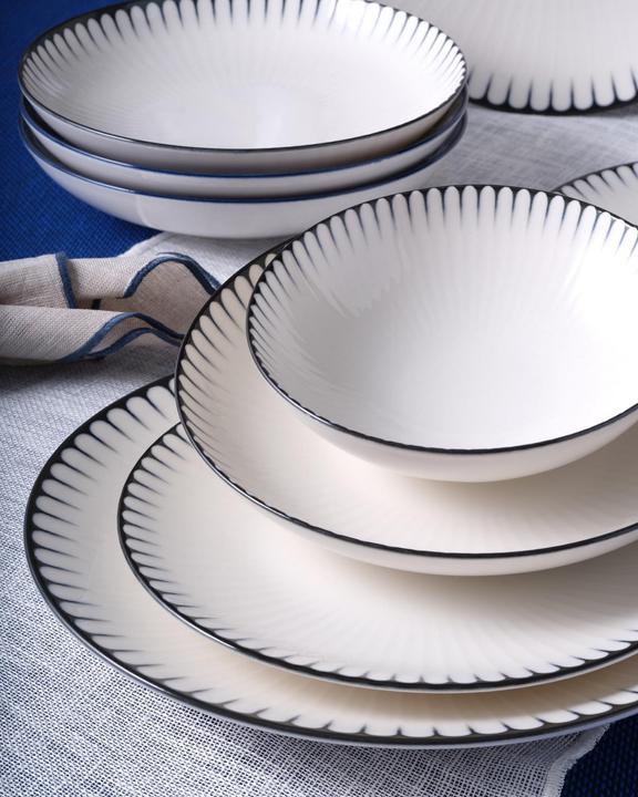 Actual product image Hermia Holly (24 pcs.)