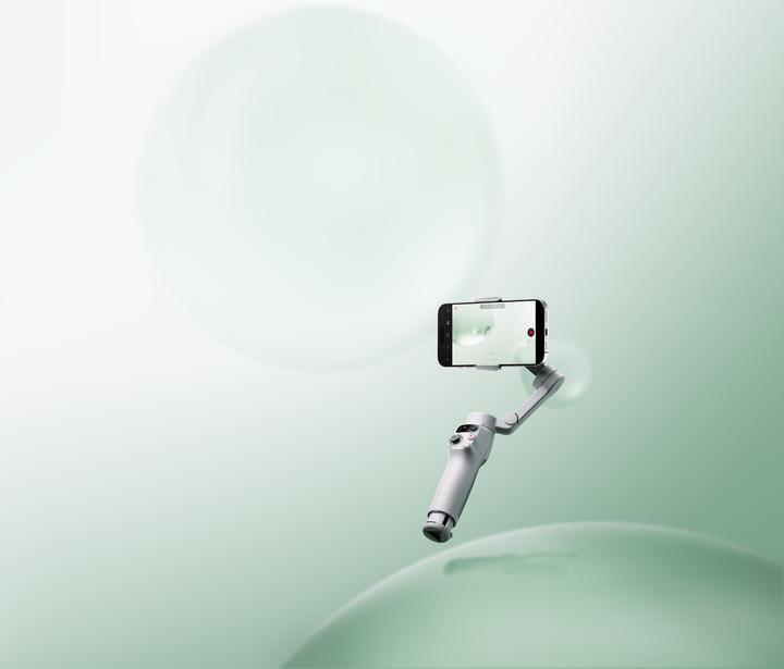 Image du produit DJI Osmo Mobile 7 (Smartphone, 0.30 kg)