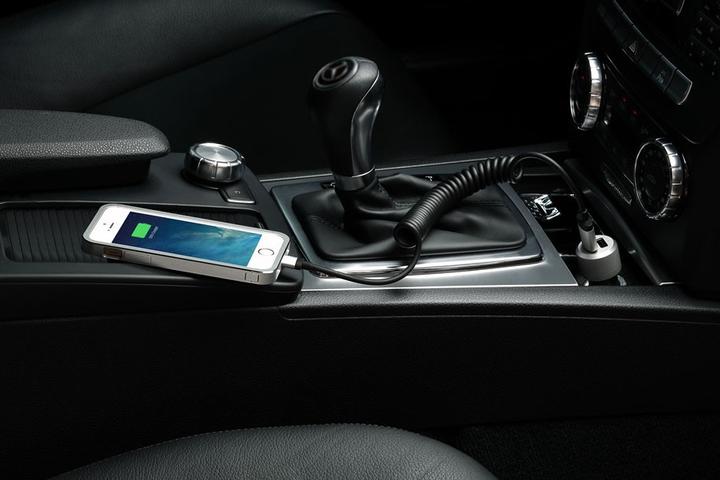 Actual product image Just Mobile Highway Max' Dual USB Car Charger with Micro USB