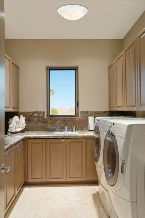 Actual product image Westinghouse Dimmable LED Ceiling Light 28 cm White Satin Finish (1000 lm)