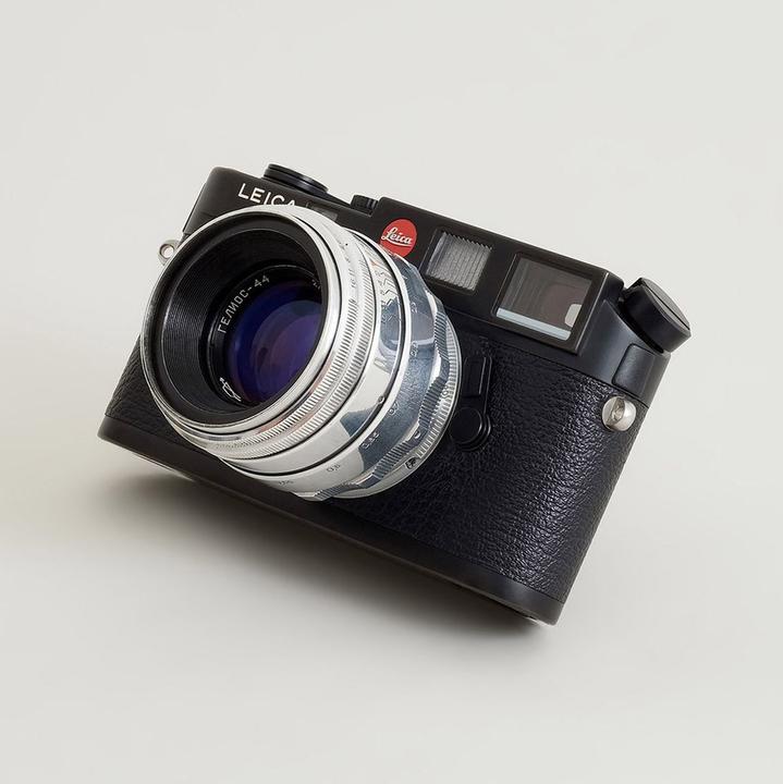 Produktbild Urth Lens Mount Adapter: Compatible with M39 Lens to Leica M Camera Body (50 75mm Frame Lines)
