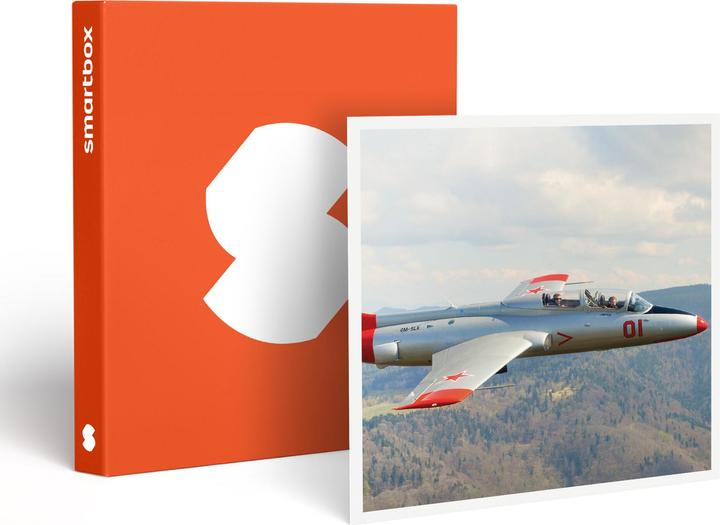 Actual product image Smartbox In the skies above Slovakia: a 30-minute, adrenaline-fuelled flight in an L-29 Dolphin fighter jet (1 Person)