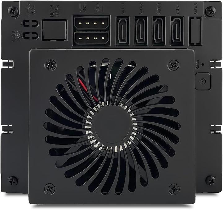 Actual product image Fantec WR-C3141-6G Backplane for 4x 3.5/2.5 HDD/SSD (3.5", 2.5")