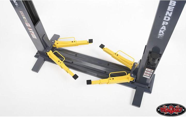 Actual product image Rc4Wd Two pillars car lift