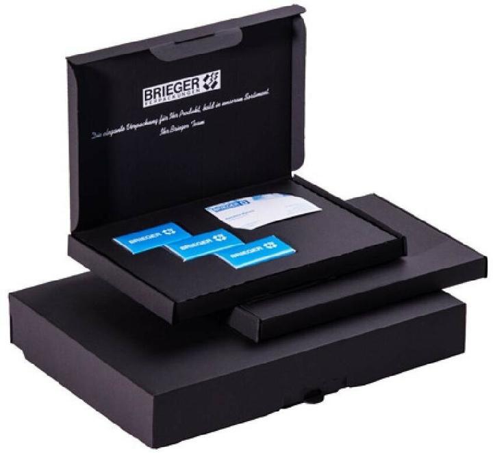 Produktbild Brieger Versandkarton Ligne Noire 220 x 155 x 45 mm, Schwarz (1 Stk.)