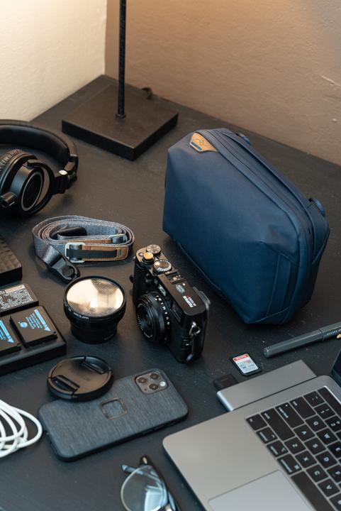 Actual product image Peak Design Tech Pouch (Camera case, 2 l)