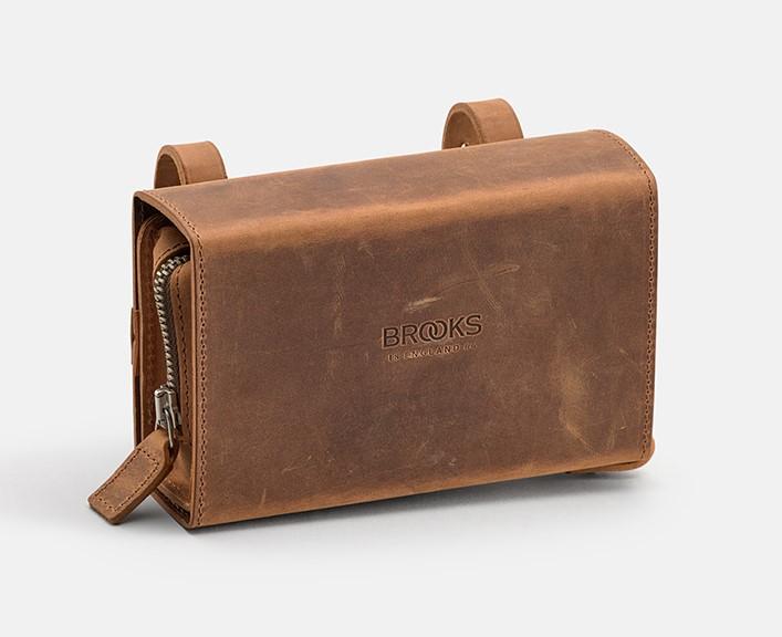Actual product image Brooks Running D-Shape Leather Saddle Bag - Dark Tan