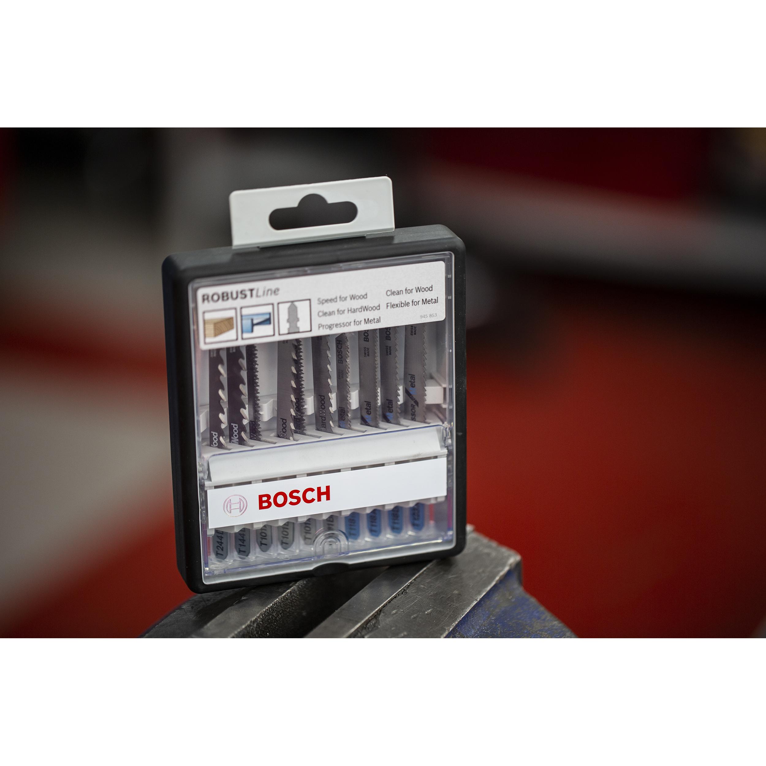 Thumbnail - Bosch Professional Zubehör, Sägeblatt, 10-tlg. Stichsägeblatt-Set Wood and Metal, Robust Line, T-Schaft