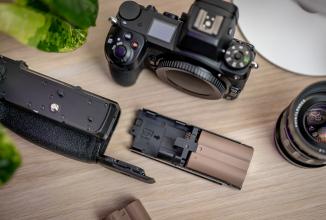 Actual product image Newell Battery Pack MB-N11 For Nikon (Camera battery)