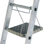 Immagine prodotto Munk Piattaforma di aggancio a gradini R13, per scale a pioli, in lamiera nervata, LxL 300 (Ponteggio, 30 cm)