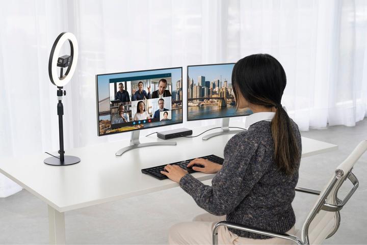 Actual product image Kensington W2050, Webcam, 1080P (2.10 Mpx)