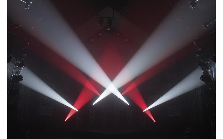 Produktbild Showtec Phantom 130 Spot (130 W, LED)