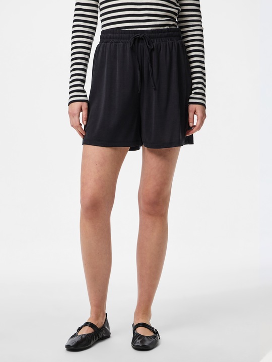 Actual product image Pieces Pcanora Hw Shorts Bc (S)