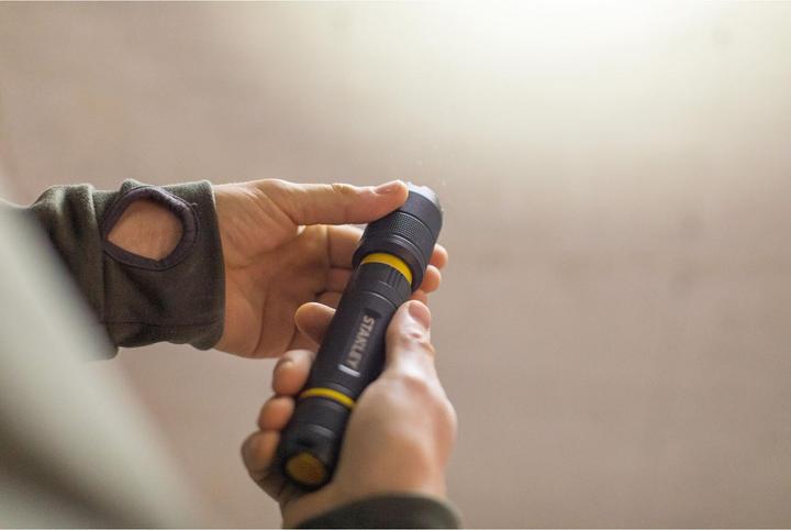 Produktbild Stanley Taschenleuchte (24.50 cm, 350 lm)