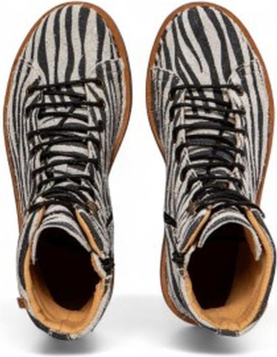 Actual product image El Naturalista Volcano Oxford Boot (41)