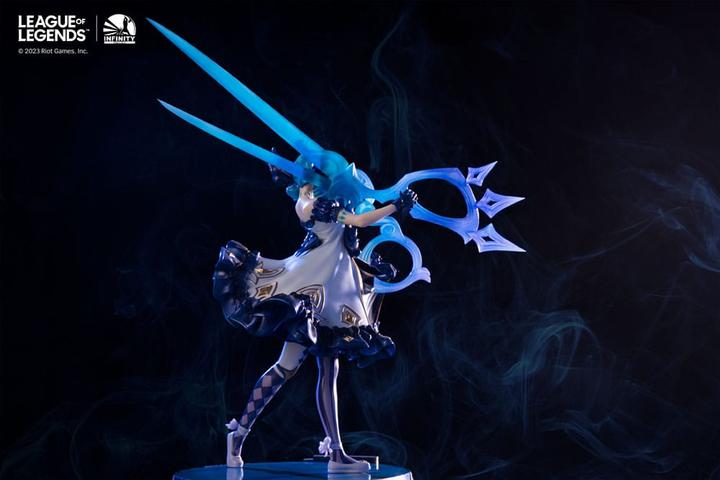 Actual product image Infinity Studios League of Legends "The Hallowed Seamstress - Gwen" 1/6 Statue