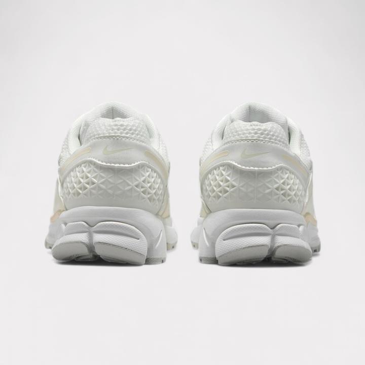 Image du produit Nike Zoom Vomero 5 (38.5)