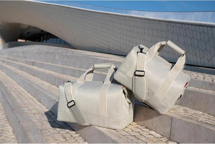 Actual product image reisenthel Shoulder bag Allrounder L Herringbone Sand