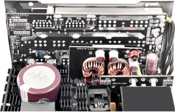 Produktbild Thermaltake Toughpower TF3 1300W (1300 W)