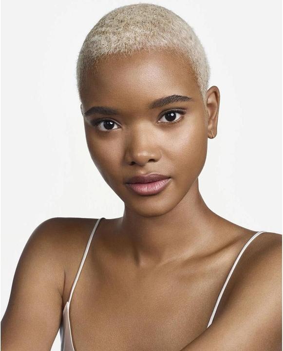 Produktbild Clinique Even Better SPF15 (Deep Honey, WN 100)