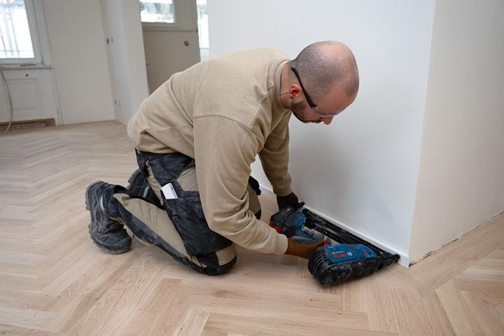 Image du produit Bosch Professional Cloueur à bois sans fil GNH 18V-64 MD, dans son carton
