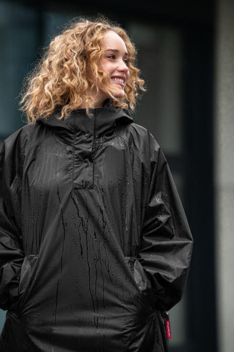 Actual product image reisenthel Mini Maxi Raincoat Schwarz (One size)