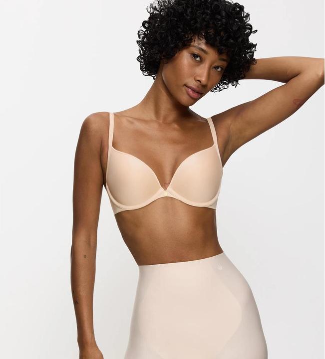 Actual product image Triumph Body Make-Up Essentials WHU (Single pack, 80 B)