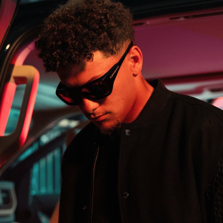 Actual product image Oakley Chaminade (Black glossy, Polished black, Prizm Black)
