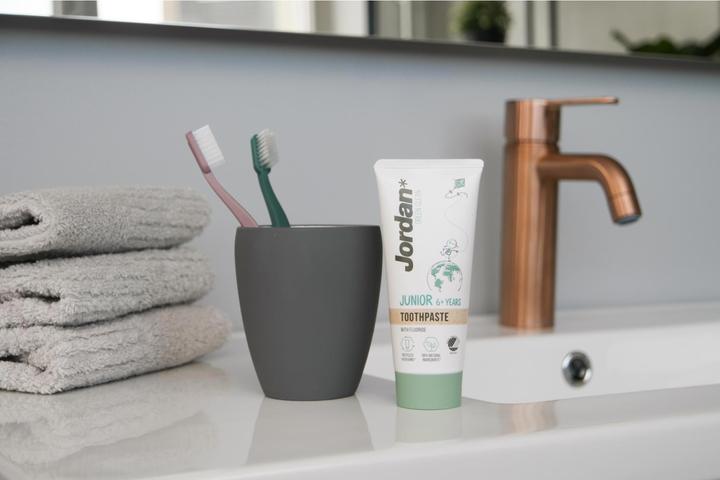 Actual product image Jordan* Toothpaste Green Clean Junior (50 ml)