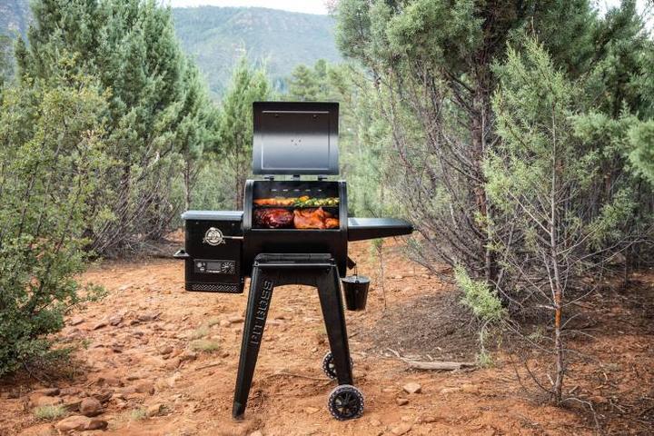 Produktbild PIT Boss Navigator 550 pellet grill barbecue