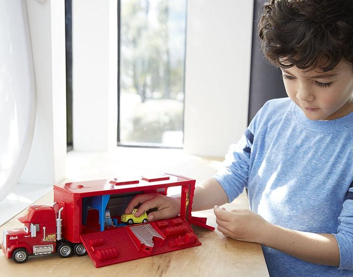 Produktbild Mattel Disney Pixar Cars 3 Reisetruck Mack Spielset