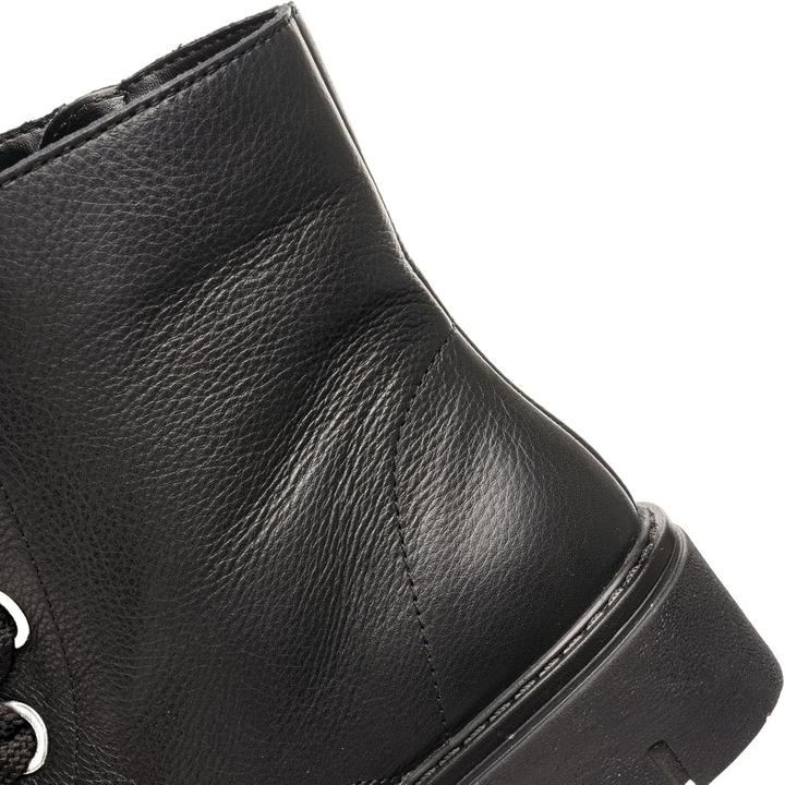 Actual product image Ara Chukka Boots (43)
