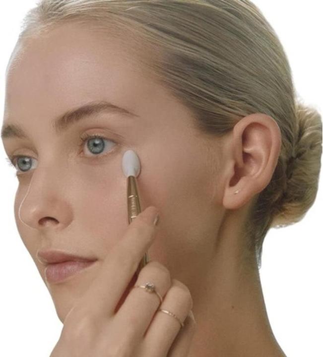 Actual product image Estée Lauder Re-Nutriv (Eye care serum, 15 ml)