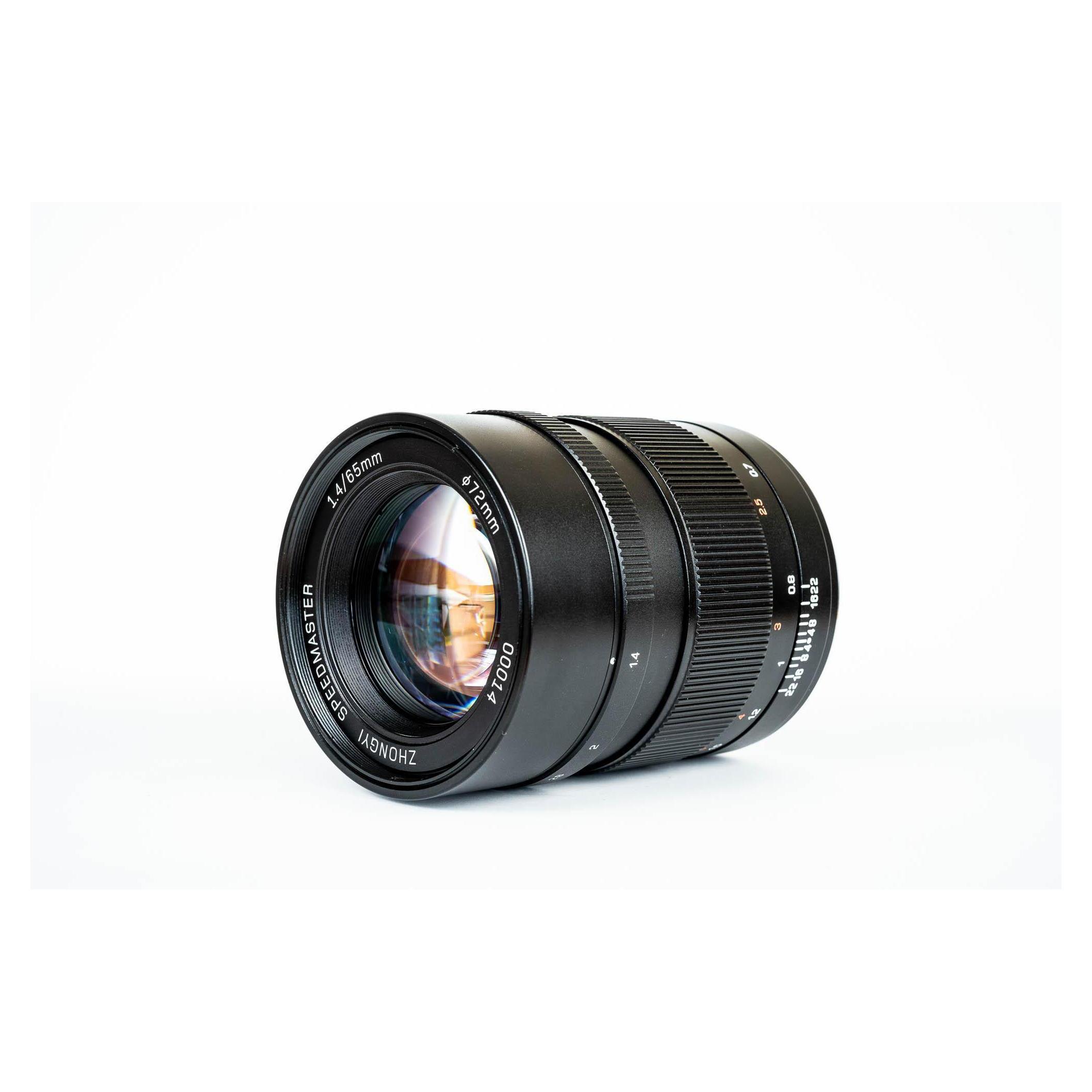 Zhongyi Mitakon Speedmaster 65mm Fujfilm GF buy at Digitec