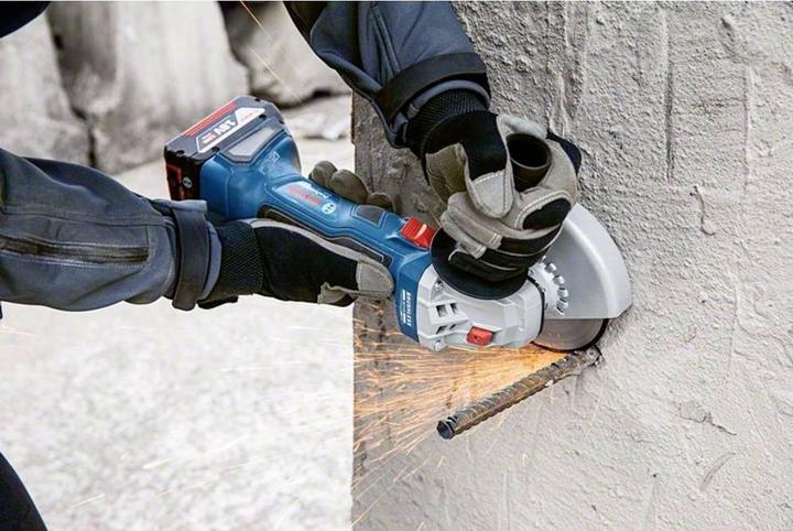 Produktbild Bosch Professional Combo Kit Set mit 3 18V-Werkzeugen: GSB 18V-45, GDX 18V-200, GWS 18V-7, 2x 5,0Ah