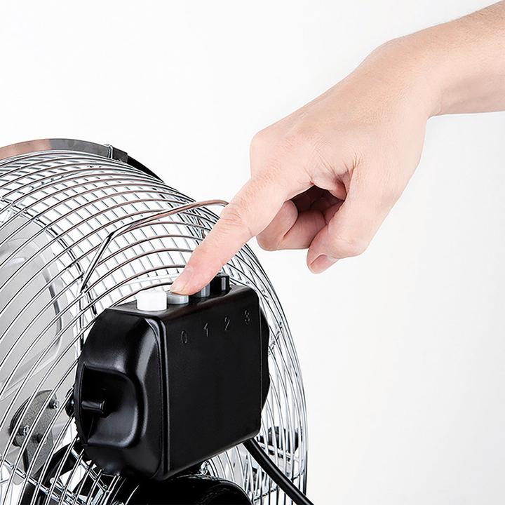 Produktbild Black & Decker BXEFF120E Bodenventilator (70 dB)