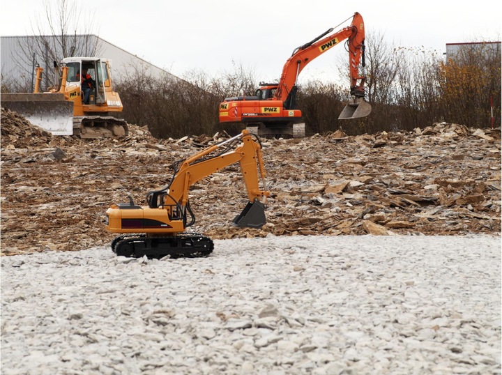Produktbild Amewi Bagger mit Metallschaufel (RTR Ready-to-Run)