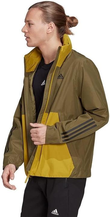 Actual product image Adidas BSC 3-Stripes Rain Ready Jacket (M)