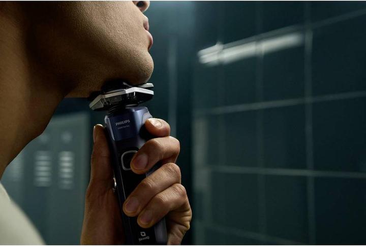 Actual product image Philips S5885/10 Rotationsrasierer