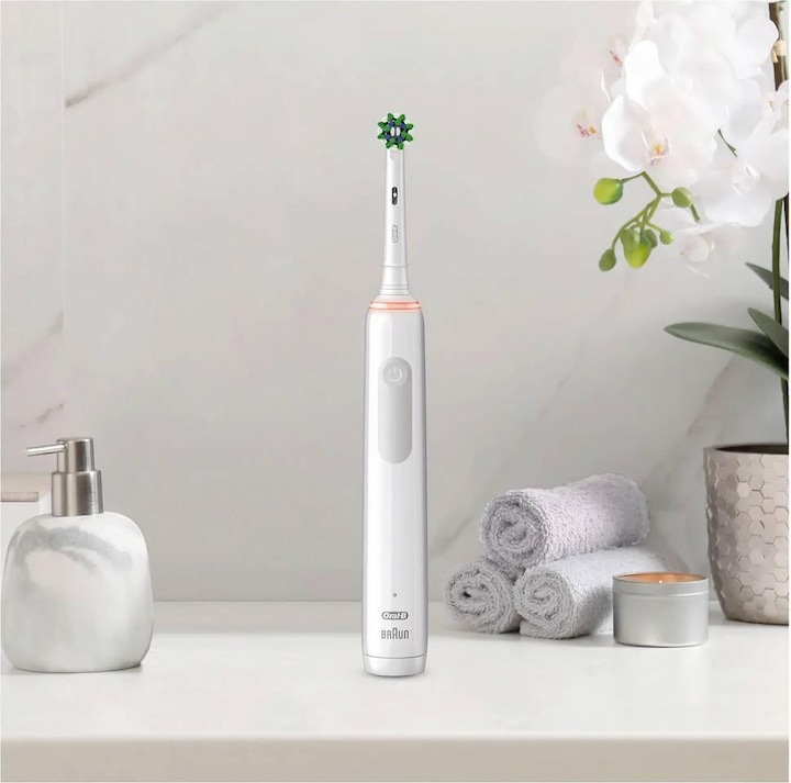 Produktbild Braun Oral-B Professional 3 Clean & Protect (Oszillierende Zahnbürste)