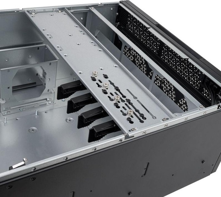 Produktbild Silverstone RM52 (E-ATX, Mini-ITX, ATX, mATX, SSI EEB, SSI CEB)