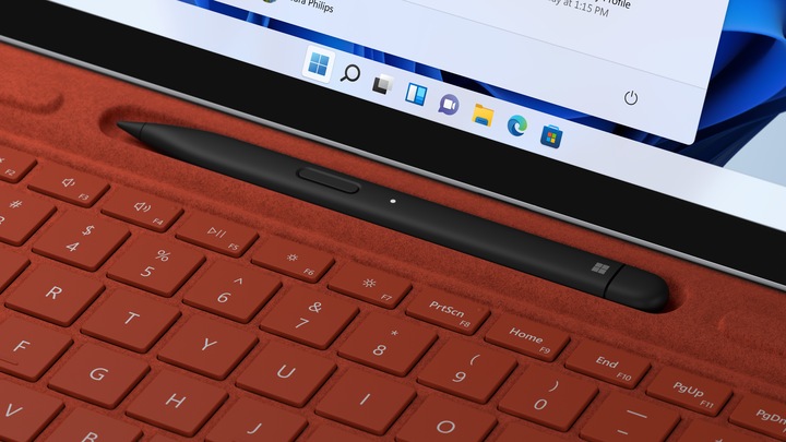 Produktbild Microsoft Surface Pro Signature Keyboard mit Slim Pen 2 (CH)