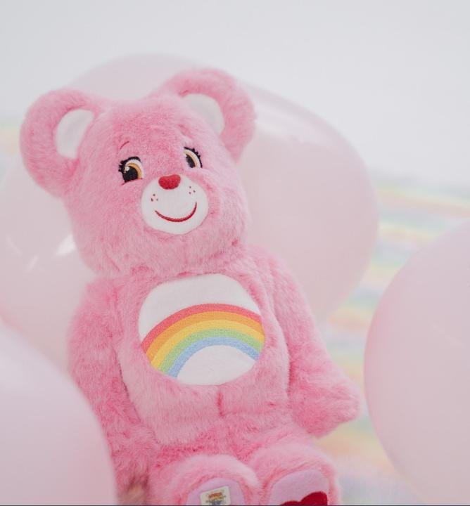 Actual product image Medicom The Lucky Bears Bearbrick "Cheer Bear" 400% figure