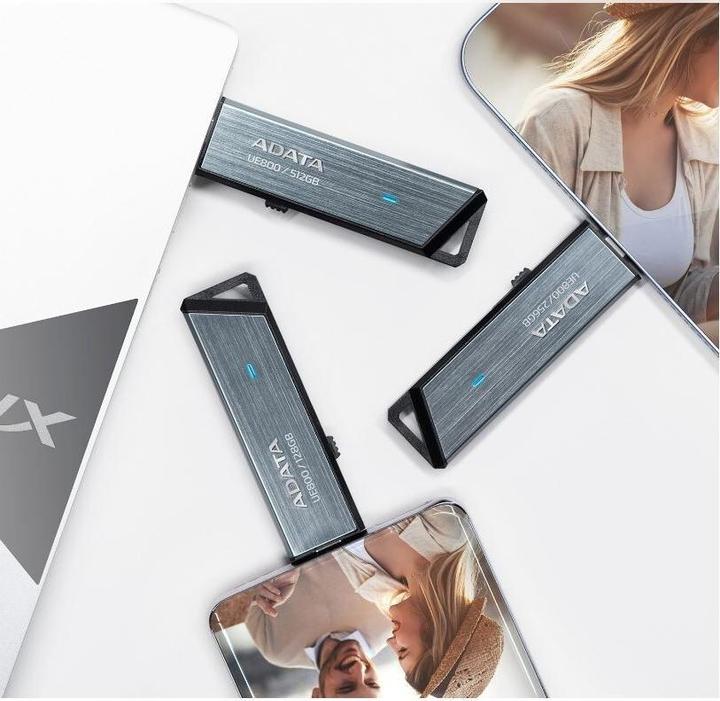 Actual product image Adata UE800 USB Flash Drive (512 GB, USB-C)