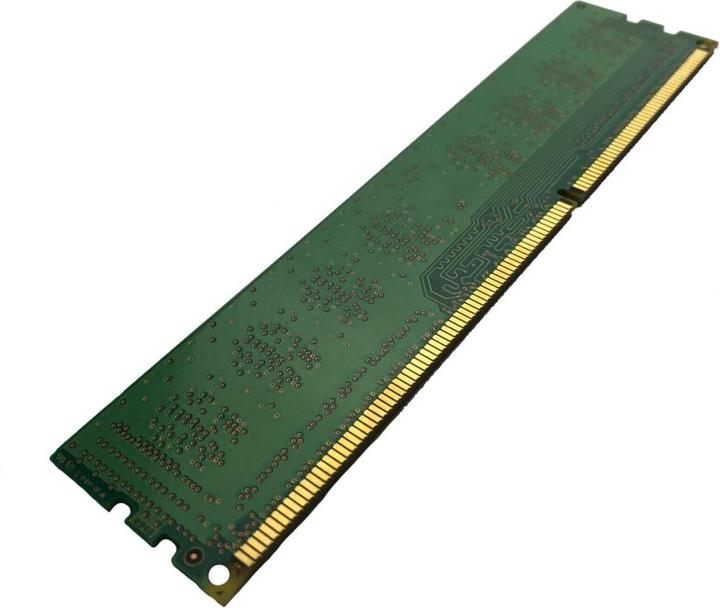 Produktbild Samsung M378A1K43EB2-CWE (1 x 8GB, 3200 MHz, DDR4-RAM, U-DIMM)