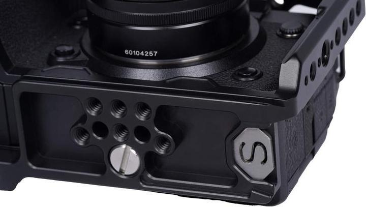 Actual product image Sirui SC-S5M2 Full Cage Panasonic LUMIX S5II/S5IIX