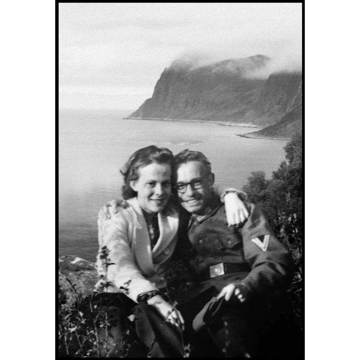 Thumbnail - Erzähl es niemandem!, Belletristik von Lillian Crott Berthung, Randi Crott