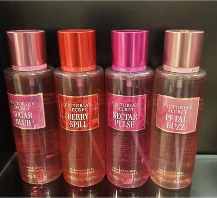 Immagine prodotto Victoria's Secret Fuchsia Fantasy Fine Fragrance Mist 8oz (250 ml, Spray corpo)