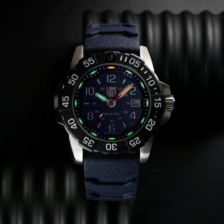 Image du produit Luminox Navy Seal (Montre de plongée, 45 mm)